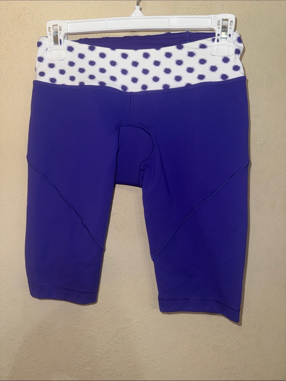 lululemon athletica Purple padded Bike Shorts with White Polka Dot Waistband